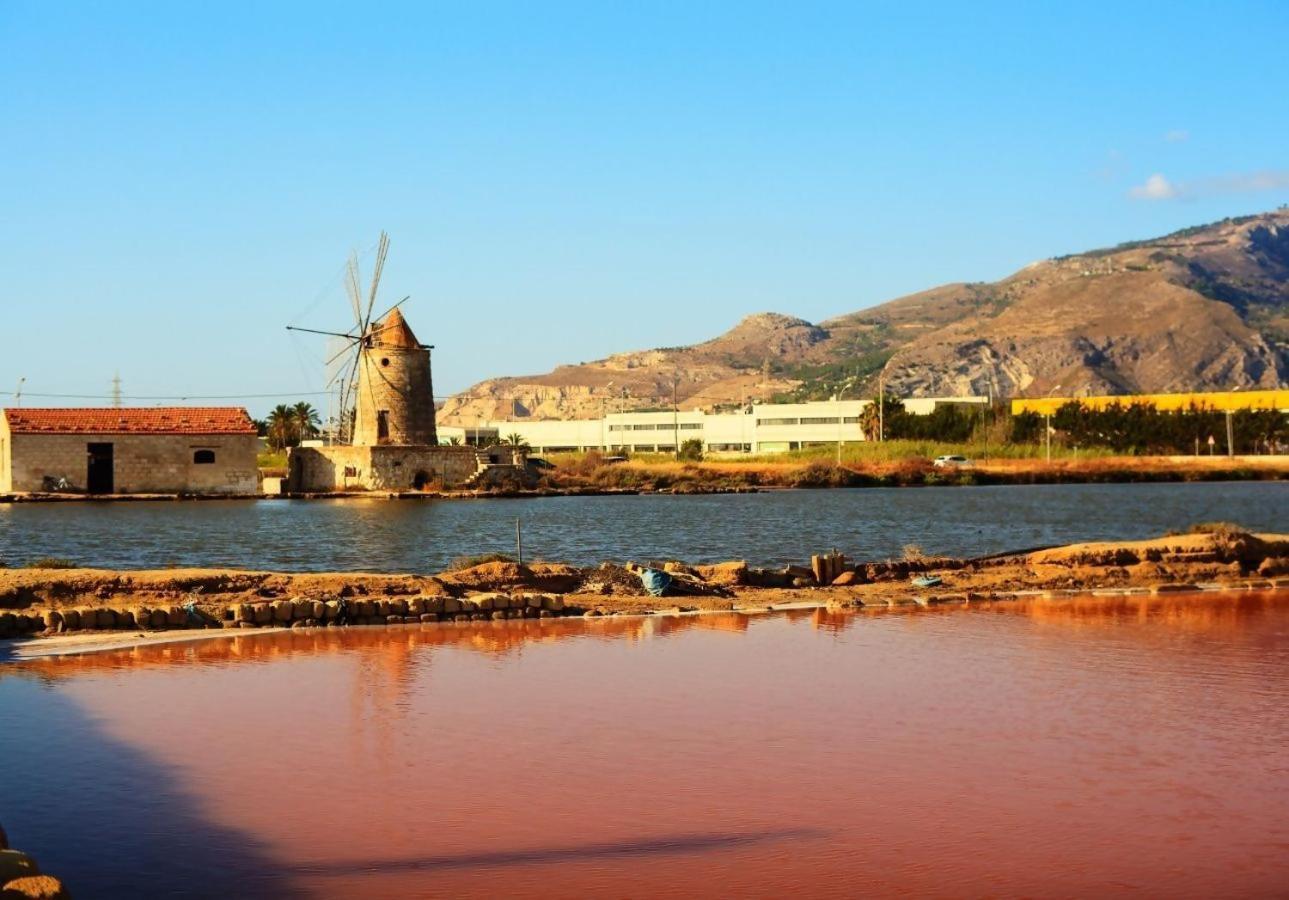 Semplice Bnb Bonagia Валдериче Стая снимка