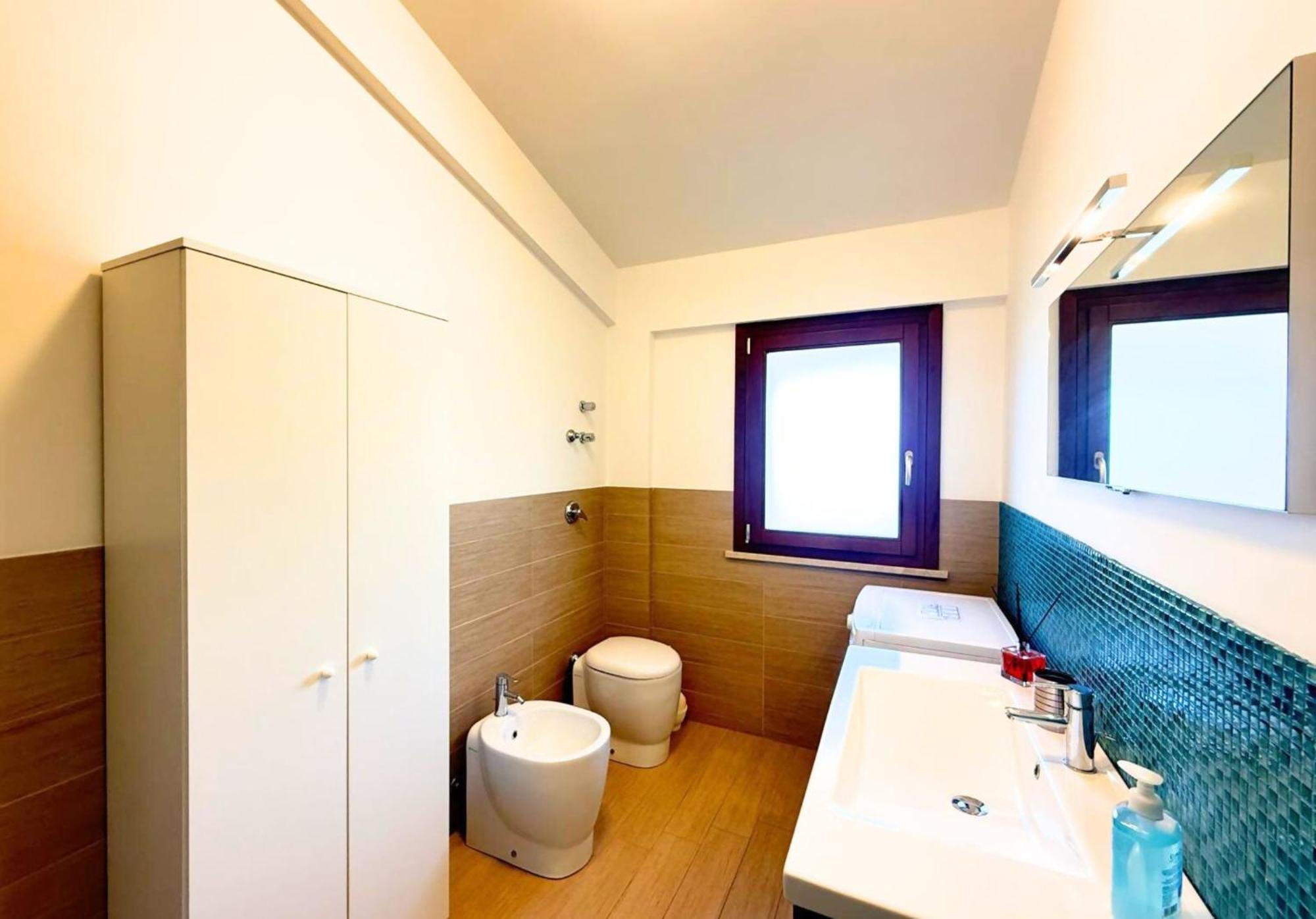 Semplice Bnb Bonagia Валдериче Екстериор снимка